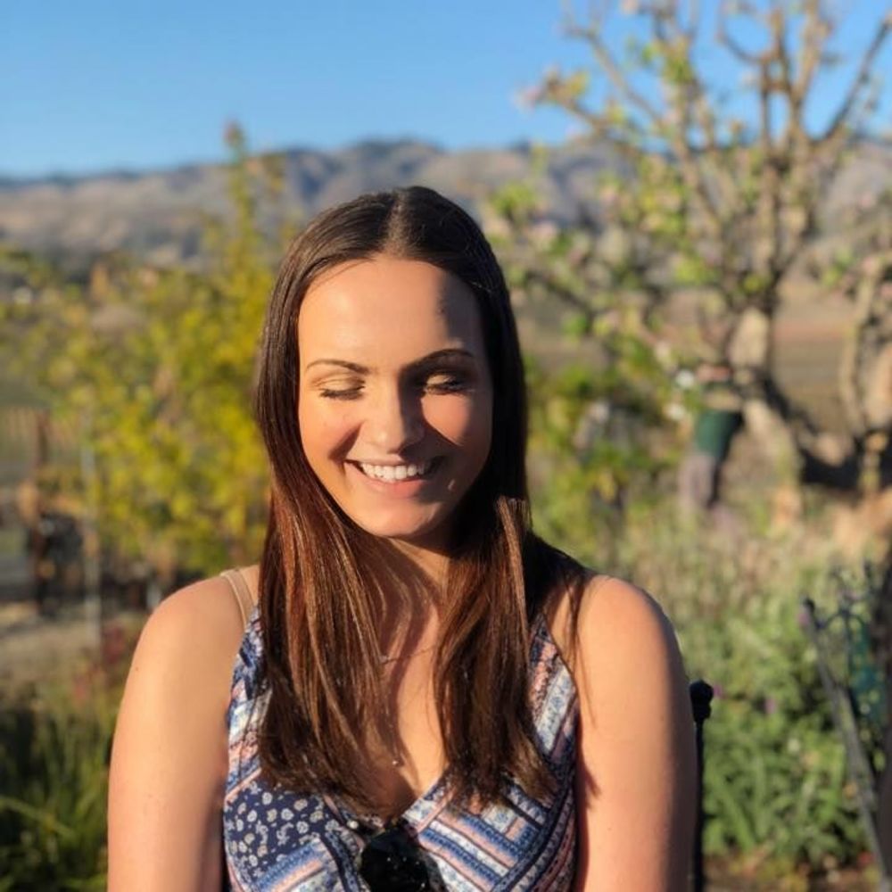 Meet your Posher, Hannah